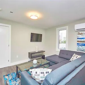 Luxury Boutique 2bedroom 3b Holiday home