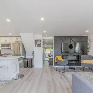Cheerful 3 Bedroom House Holiday home