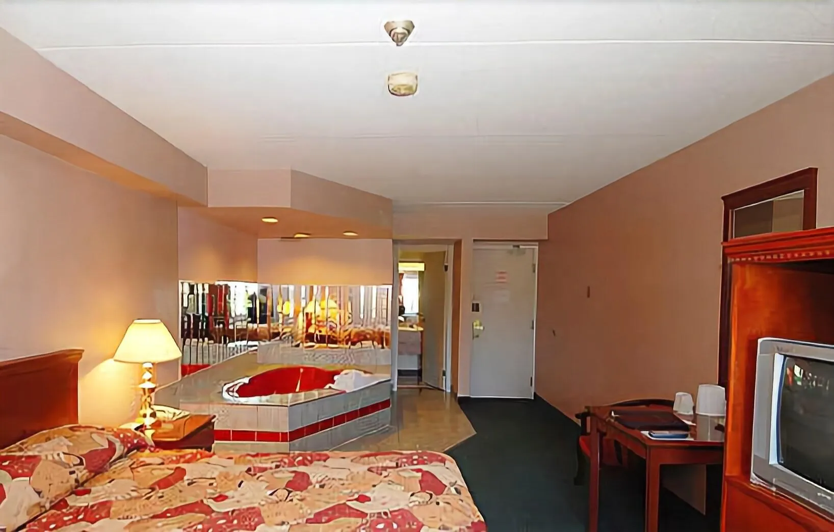 Hotel Niagara Lodge & Suites