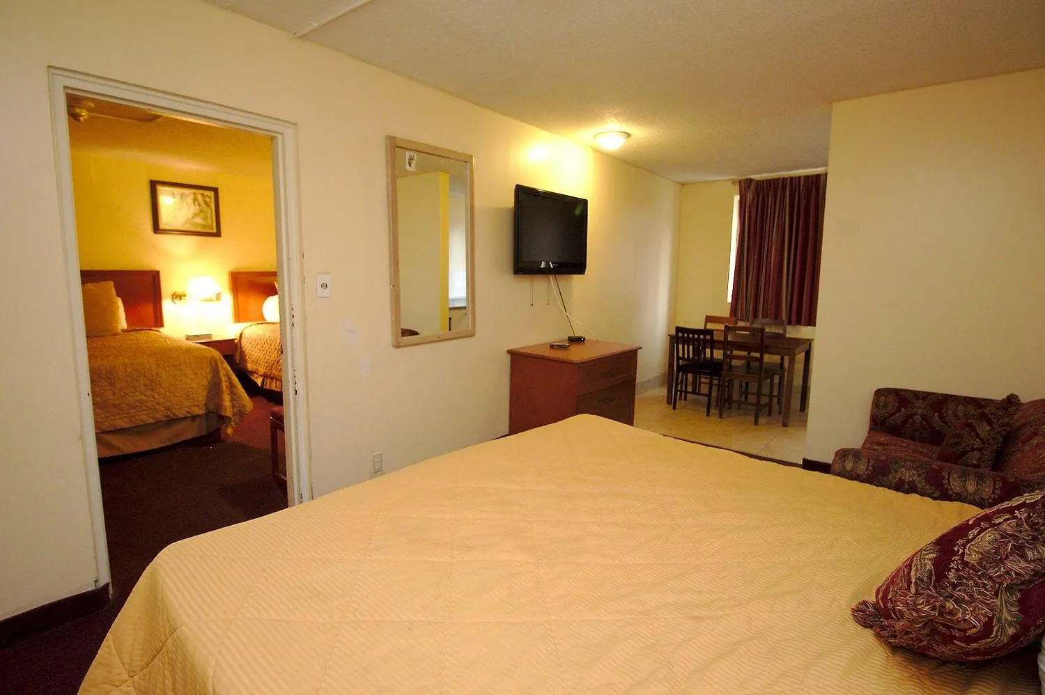 Niagara Lodge & Suites Hotel Niagara Falls