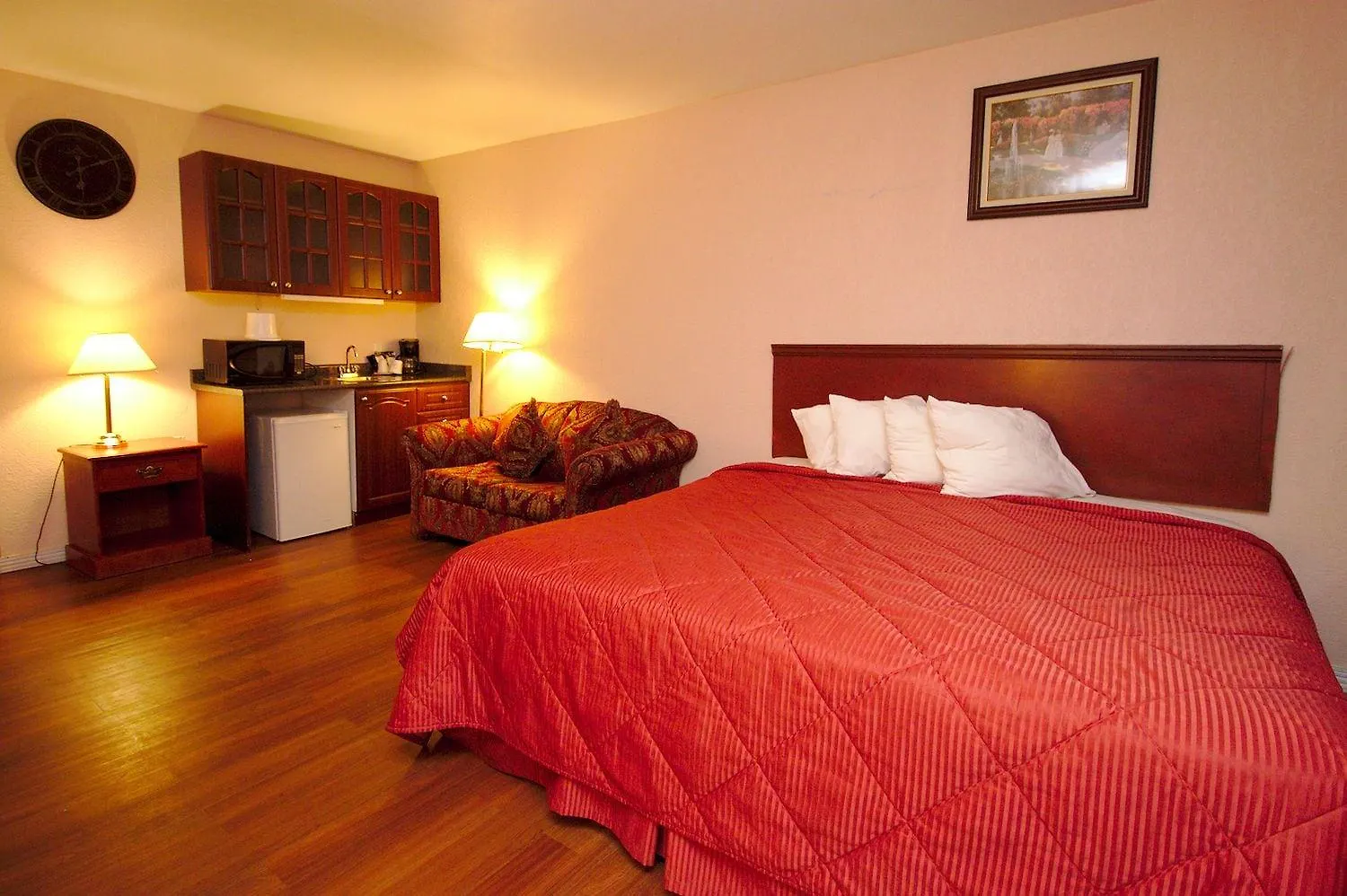Niagara Lodge & Suites 2*, Niagara Falls Canada