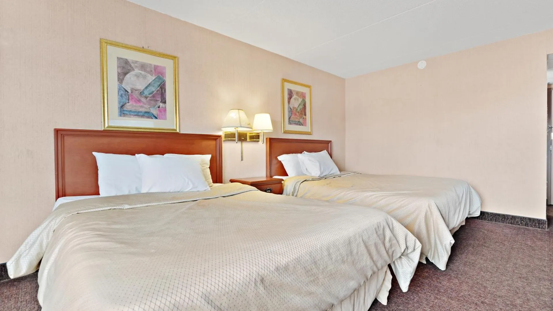 Niagara Lodge & Suites Canada