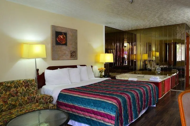 Niagara Lodge & Suites 2*, Niagara Falls