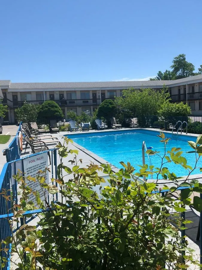 Hotel Niagara Lodge & Suites